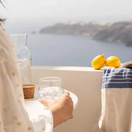 Rocabella Santorini & Hotel Imerovigli (Santorini)