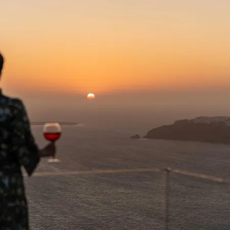 Rocabella Santorini & Szálloda Imerovígli